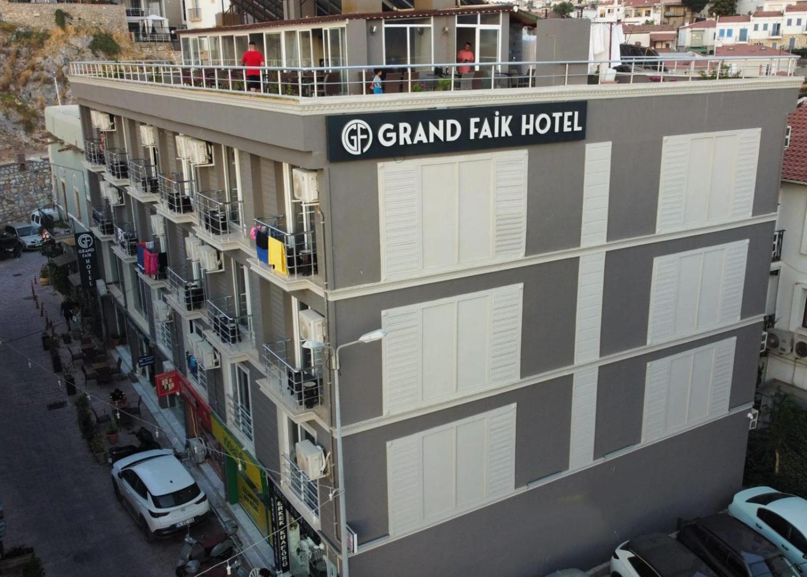 Grand Faik Hotel Кешме Экстерьер фото